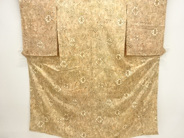 アンティーク　紋錦紗花唐草模様着物